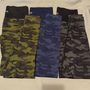 PINK Victoria's Secret Seamless Camo Leggings Bundle